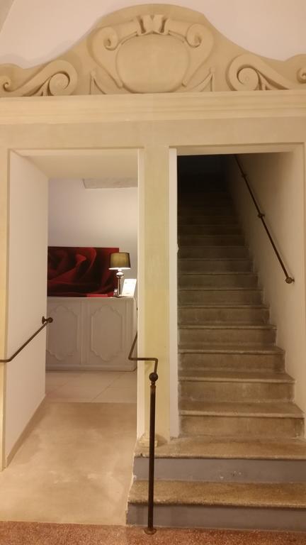 Up Room&suite